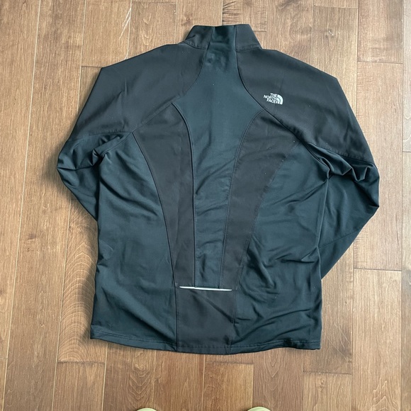 Mens North Face Light Jacketđź–¤ - Picture 2 of 2